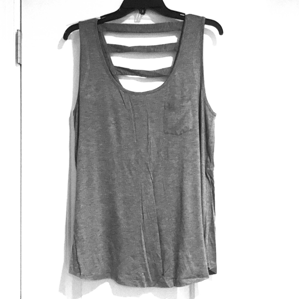 PLUS SZ TANK W/cutout detail on back